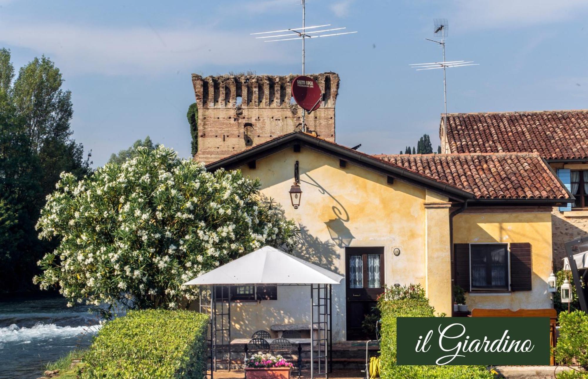 Il Borghetto Vacanze Nei Mulini Valeggio sul Mincio Habitación foto